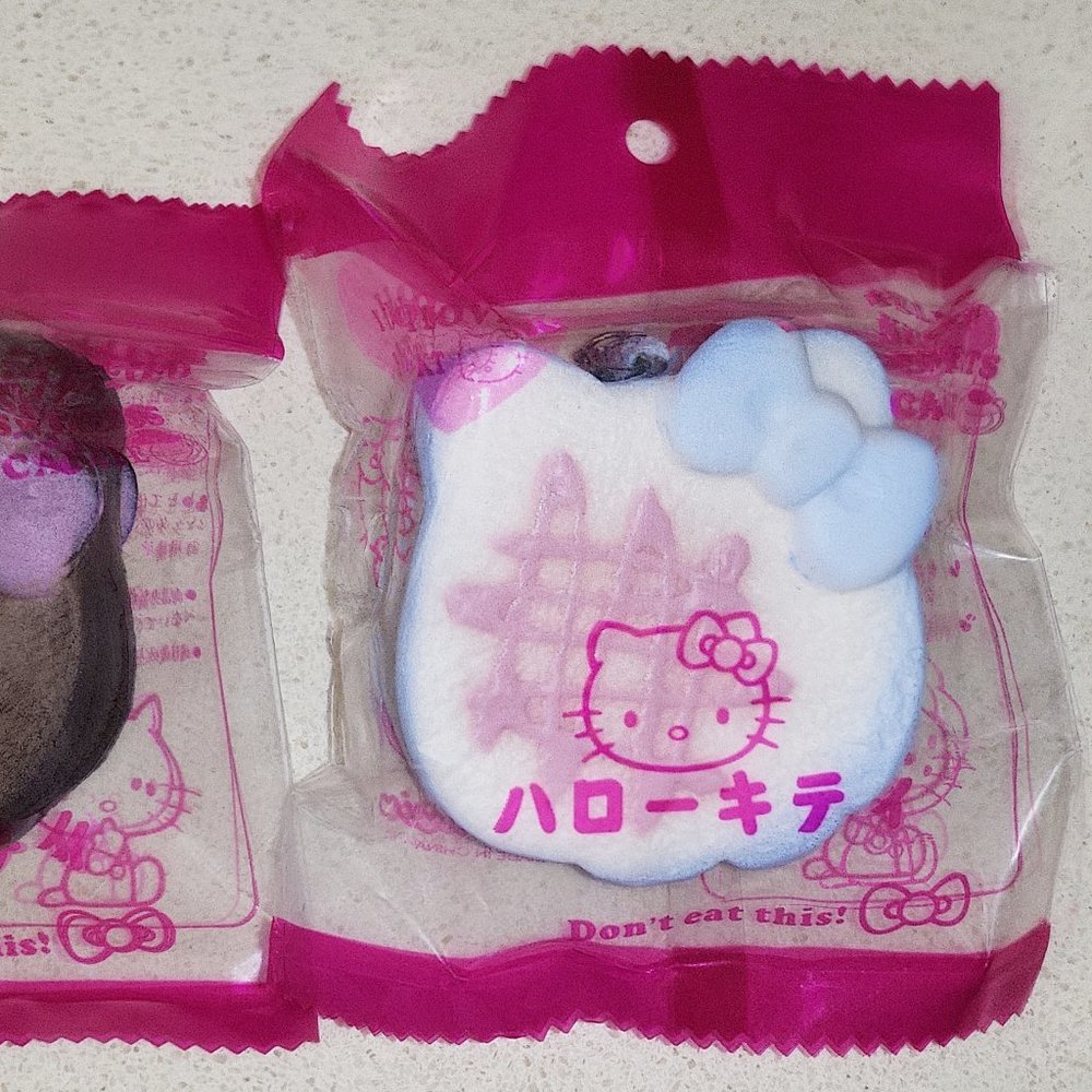 Sanrio Hello Kitty bread toast squishy toy cell phone mobile strap key chain